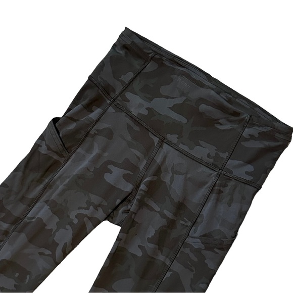 Lululemon Fast & Free High Rise Crop Legging Camo Multi Grey Size 4 Like New - Picture 7 of 10